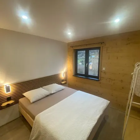 Iris & Jaccuzi Privatif Chalet